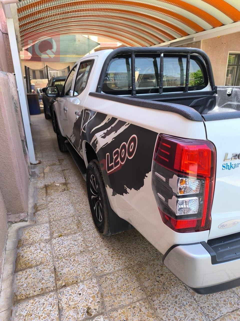 میتسوبیشی L200